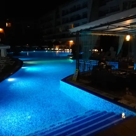 Daisy Grand Kamelia Sunny Beach