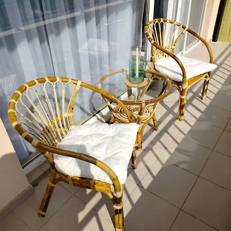 Daisy Grand Kamelia شقة