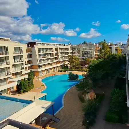 Apartment Daisy Grand Kamelia *